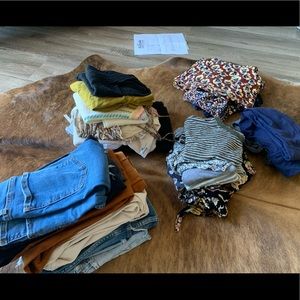 SOLD haul of Madewell/Everlane/Urban/Aritzia
